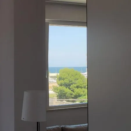 Silver House Monopoli